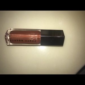 Fenty Beauty Gloss Bomb